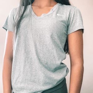 NIKE V-NECK!!